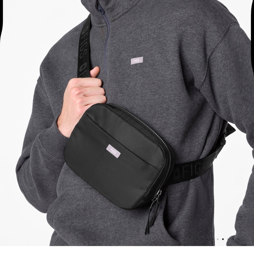 Figs belt bag black NWT - Picture 7 of 10